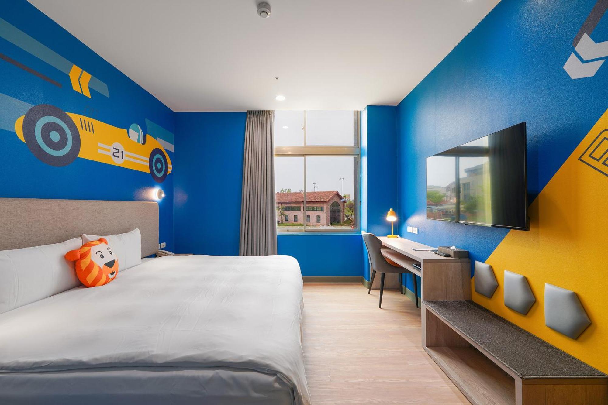 Holiday Garden Hotel Taroko Park Kaohsiung Dış mekan fotoğraf
