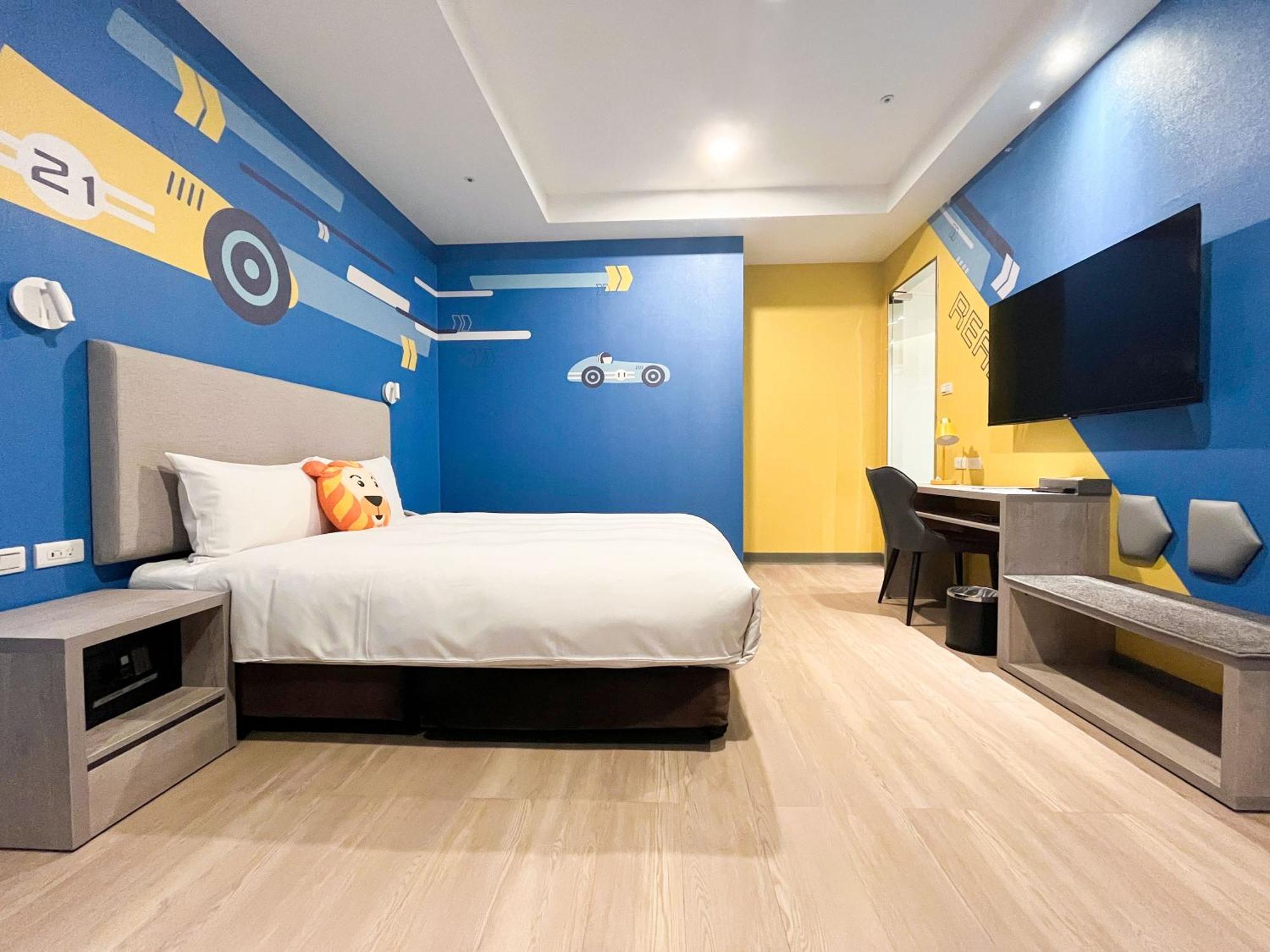 Holiday Garden Hotel Taroko Park Kaohsiung Dış mekan fotoğraf